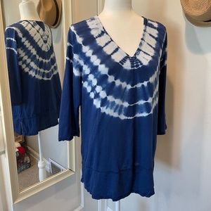 Chico's Zenergy Tie-Dye Blue Tunic - Size 1 (8-10)